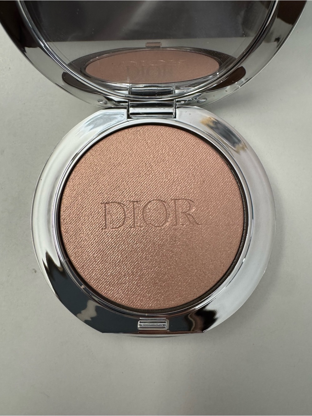 Dior Forever Glow Luminizer Compact – 003 Sun-kissed Limited Edition - Picture 2 of 6